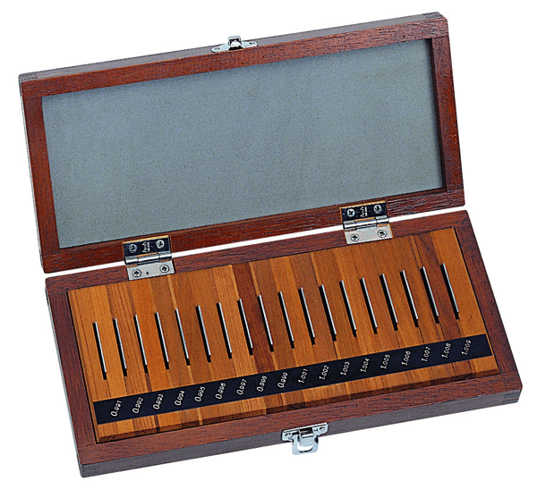 Image of gauge block set, metric, jcss cert., iso 18 blocks, grade 1, steel .