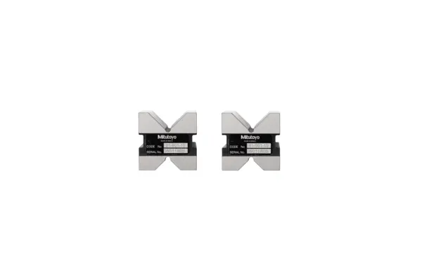 Image of hardened steel v-block, 2 pcs. 31,8 x 31,8 x 41mm, d=1" .