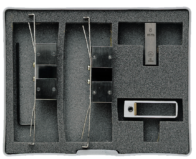 Image of auxiliary block kit for bore gauge for 515-322 .