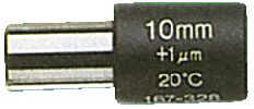 Image of setting standard v-anvil micrometer 10mm .