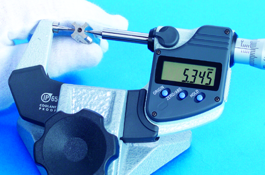 Image of digital point micrometer ip65 inch/metric, 1-2", 15¬∞ tip .